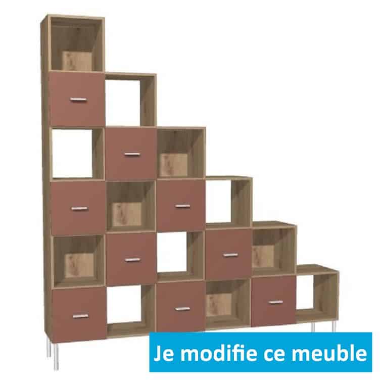 etagere sous escalier