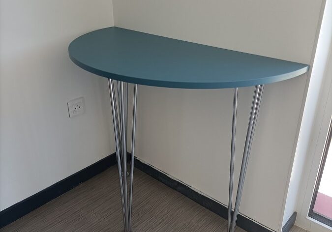 Table demi ronde sur mesure bleu ciel